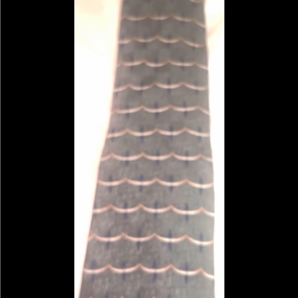 Men’s Tie. Bill Blass NEO. EUC - Picture 3 of 3